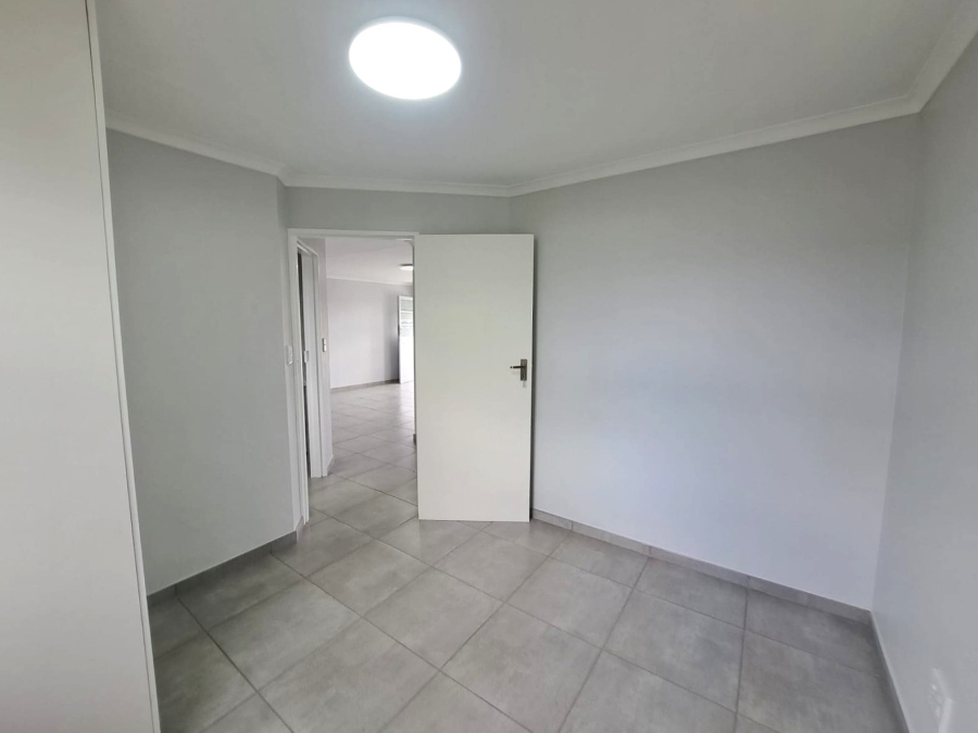 To Let 2 Bedroom Property for Rent in Ferndale Western Cape